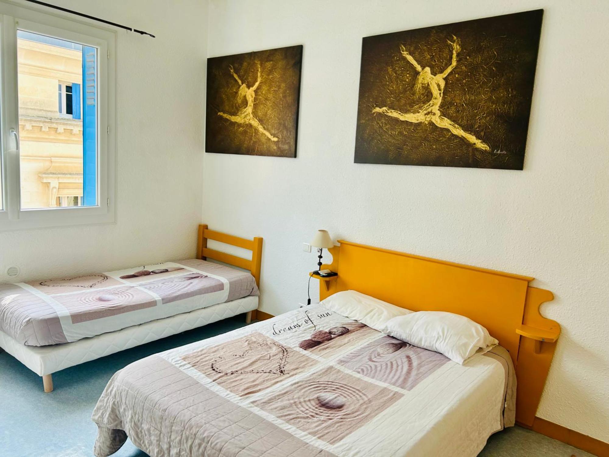 L 'Acropole Hotel Nissan-lez-Enserune Bagian luar foto